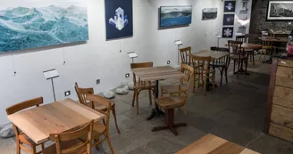 Galerie Café des Aiguilles Galerie Café des Aiguilles