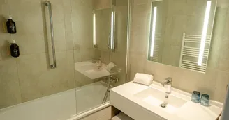 BIG SKY HOTEL & SPA
