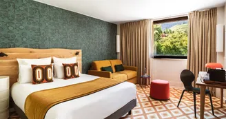 BIG SKY HOTEL & SPA