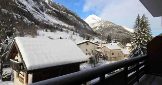 Chez Charles****｜Calme & Belle vue, Skis aux pieds - Piscine couverte - Viachamonix.com