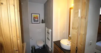 Chez Charles****｜Cosy & Belle vue, Skis aux pieds - Piscine couverte - Viachamonix.com