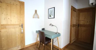 Chez Charles****｜Cosy & Belle vue, Skis aux pieds - Piscine couverte - Viachamonix.com