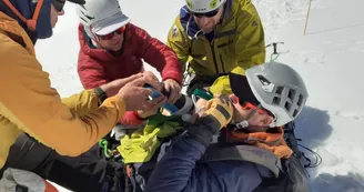 Stage pratique de secours et de médecine de montagne Stage pratique de secours et de médecine de montagne