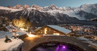 CHALET ON THE ROCKS CHALET ON THE ROCKS