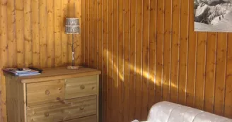 Appartement rez de jardin face au Mont Blanc